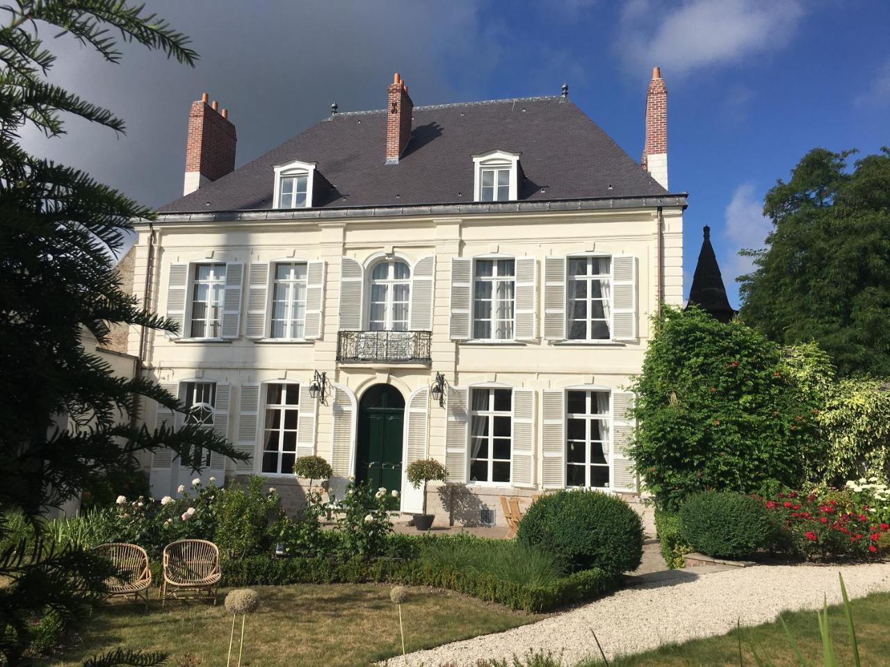 Bed and Breakfast Entre Cour Et Jardin Arras Exteriér fotografie